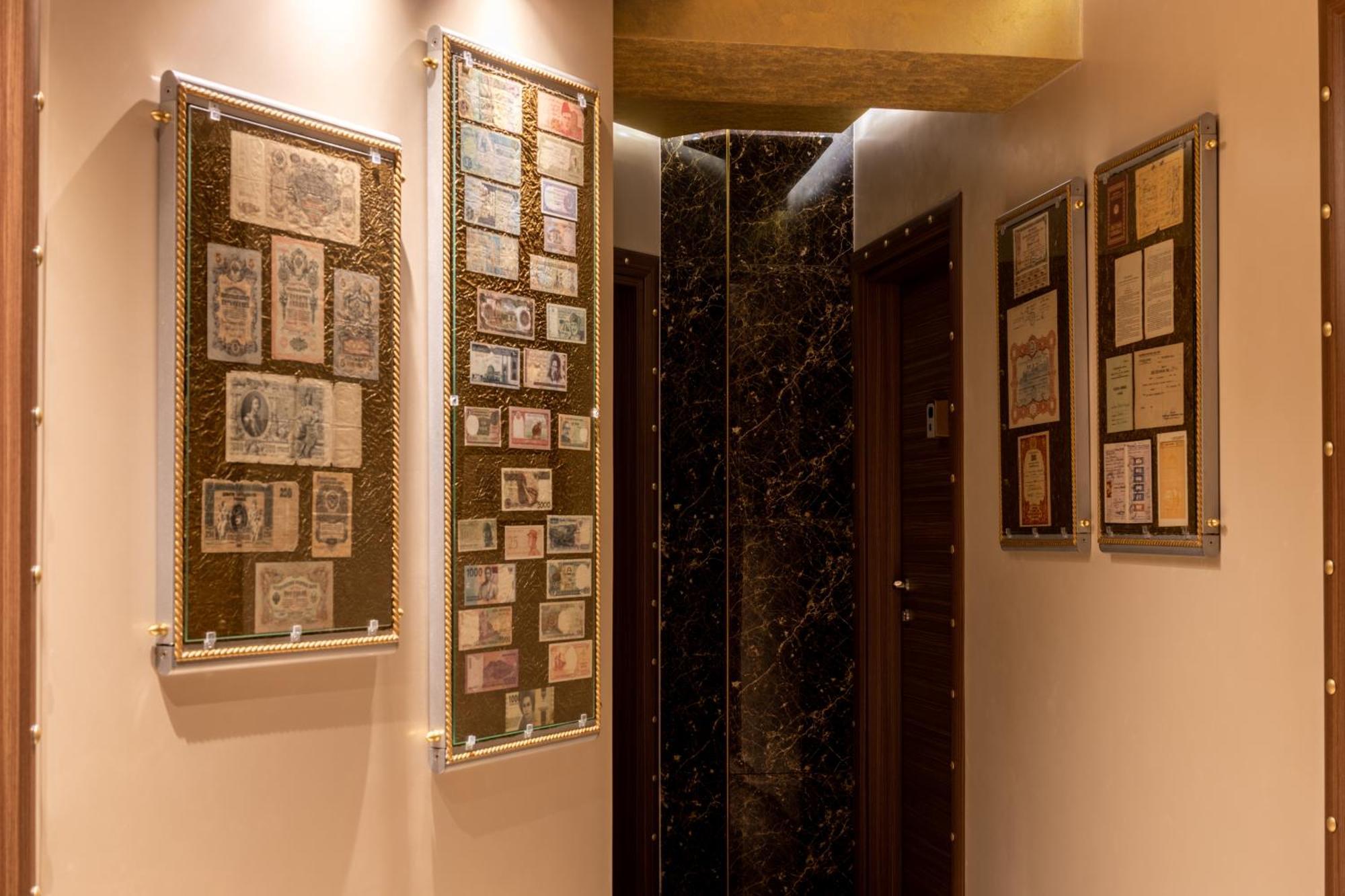 The Hidden Bank: Silver Bullet Plovdiv Exterior photo